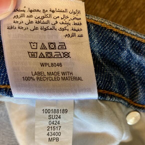 NWT On 34th Created for Macy's Two Toned Straight Leg Denim Jeans Size 16W - Picture 10 of 12